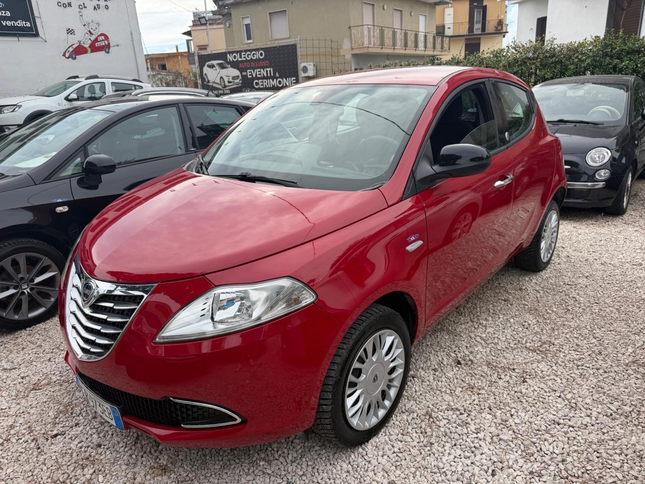 Lancia Ypsilon Ecochic Gold