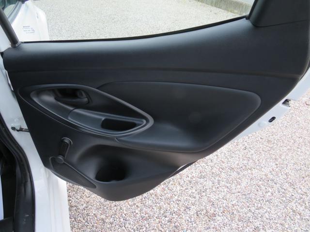 TOYOTA Yaris 1.5 Hybrid 5P AUTOMATICA