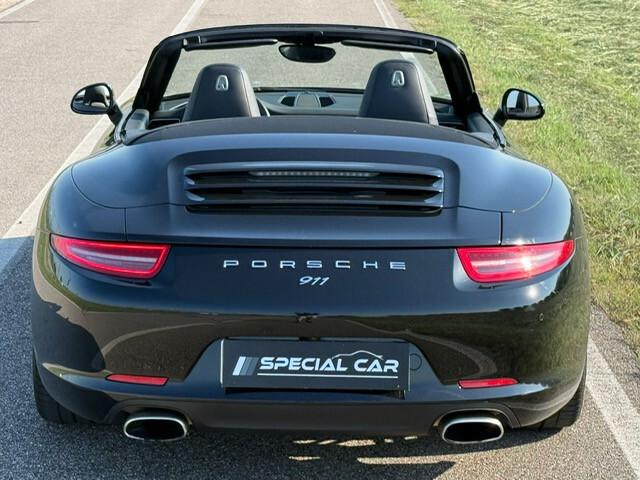 Porsche 911 3.4 Carrera Cabriolet Black Edition