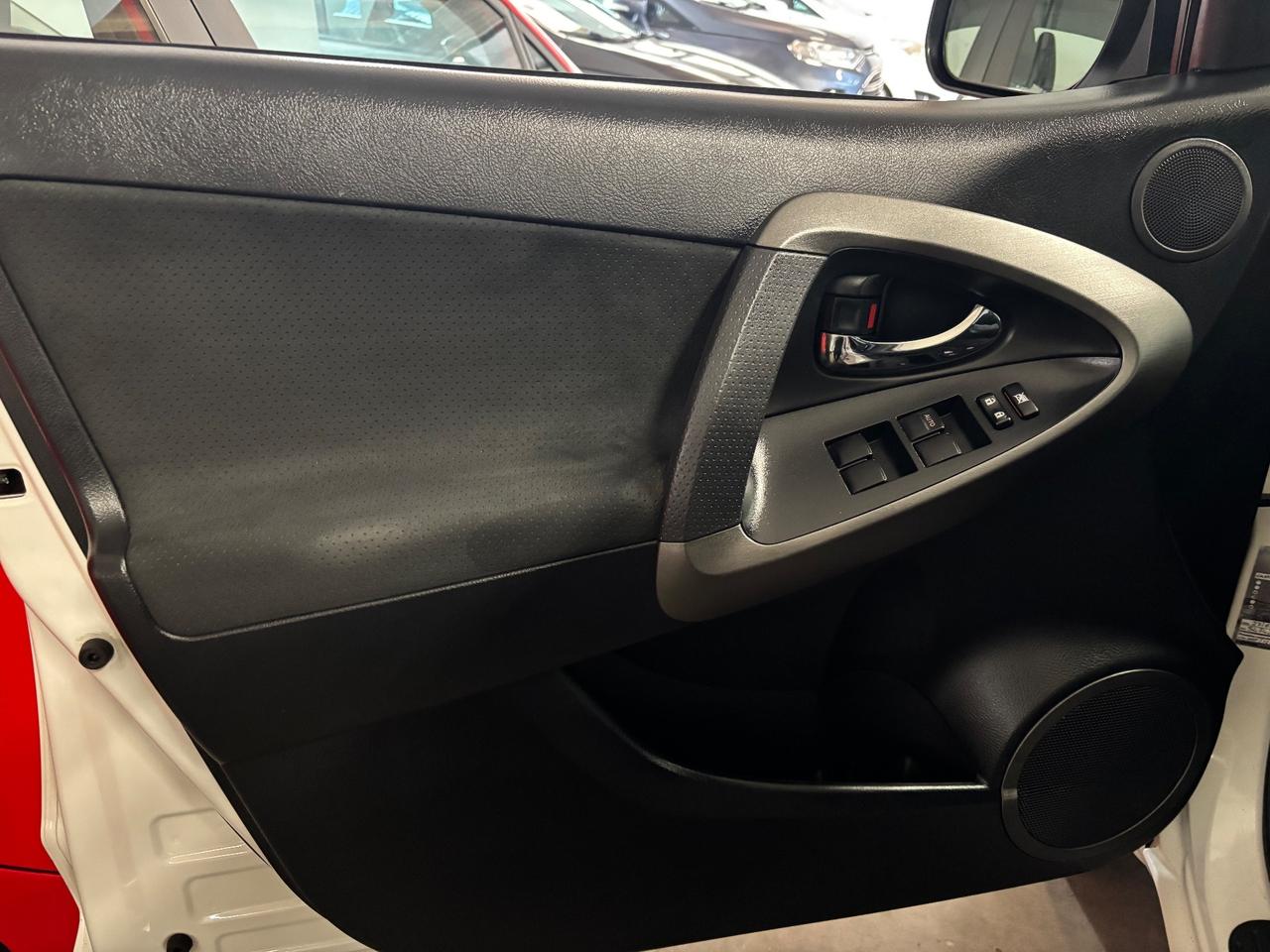 Toyota RAV 4 Crossover 2.2 D-Cat AUTOMATIC