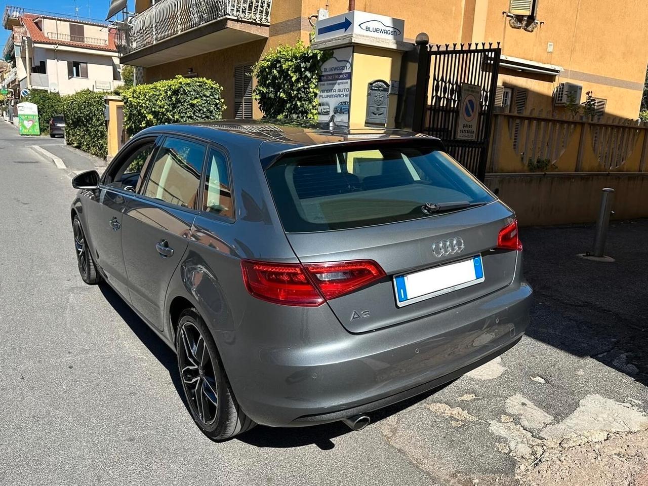 Audi A3 SPB 1.6 TDI 105CV FINANZIABILE