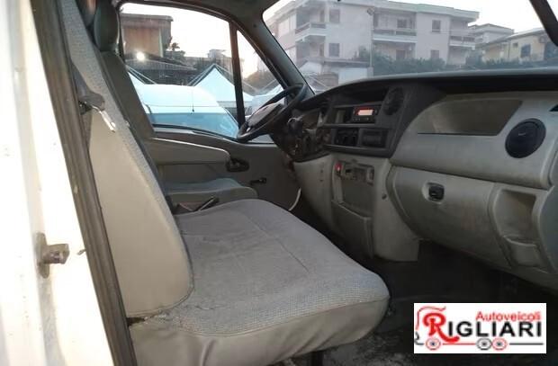 Renault Mascott portata 28q peso complessivo 50q