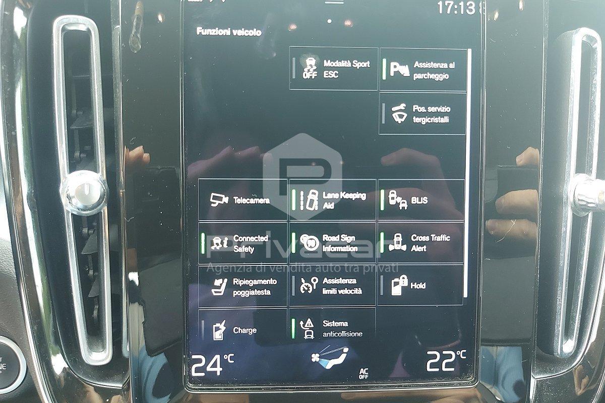 VOLVO XC40 T5 Recharge Plug-in Hybrid Inscription