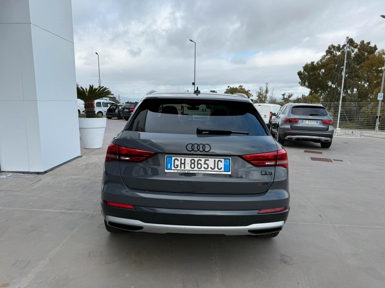 Audi Q3 35 TDI S tronic Business Advanced