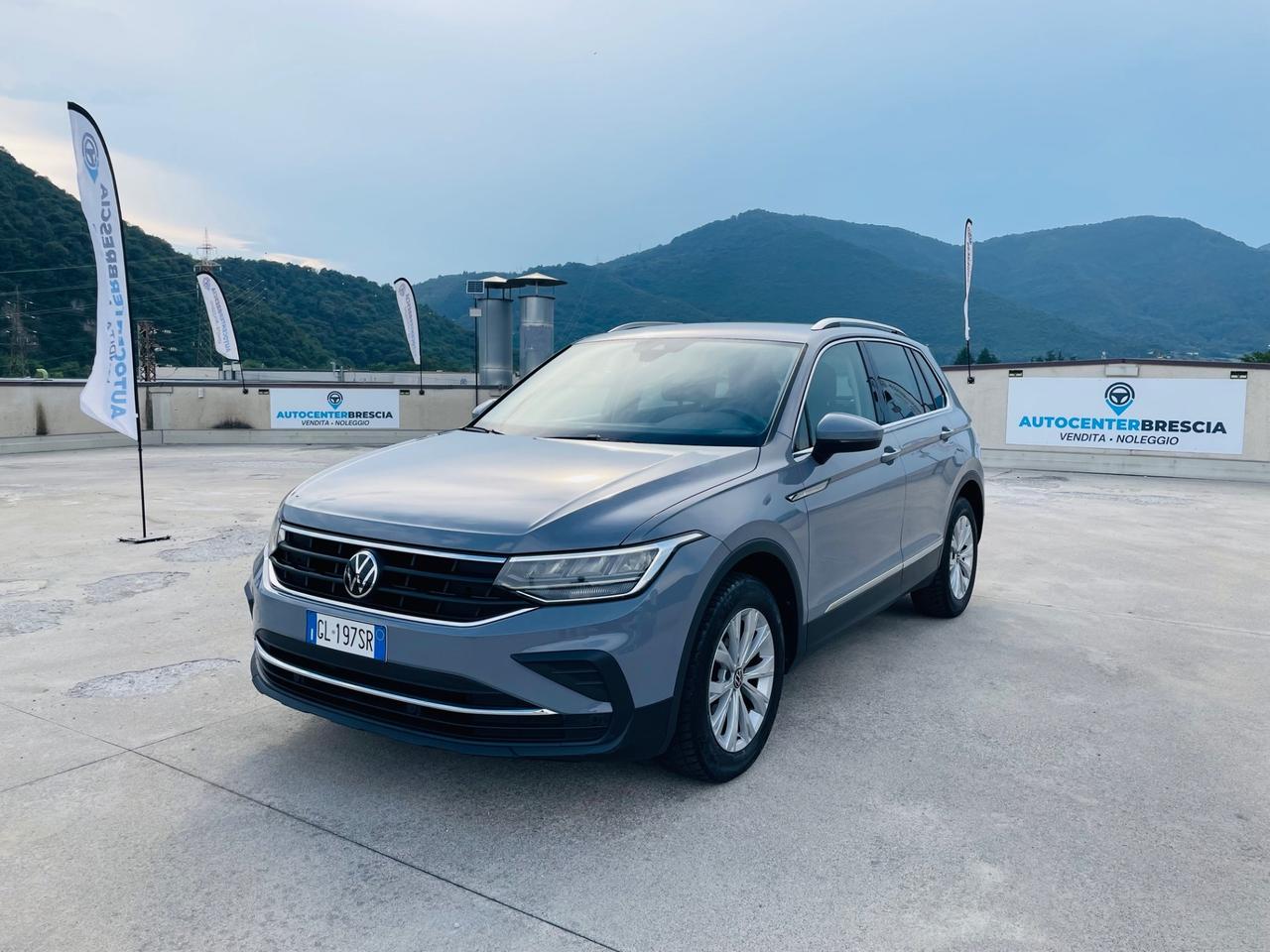 Volkswagen Tiguan 2.0 TDI 150 CV SCR DSG Life Euro 6E UniProprietario