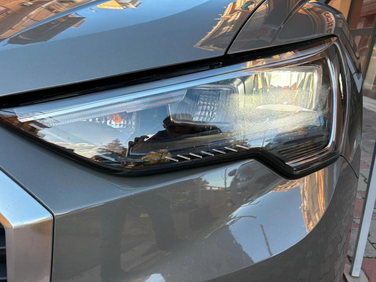 Audi Q3 35 TDI S tronic Business