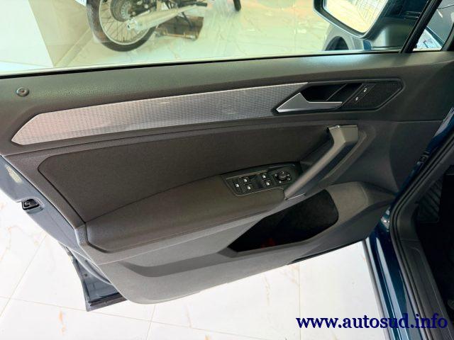 VOLKSWAGEN Tiguan 2.0 TDI 150 CV SCR DSG Life