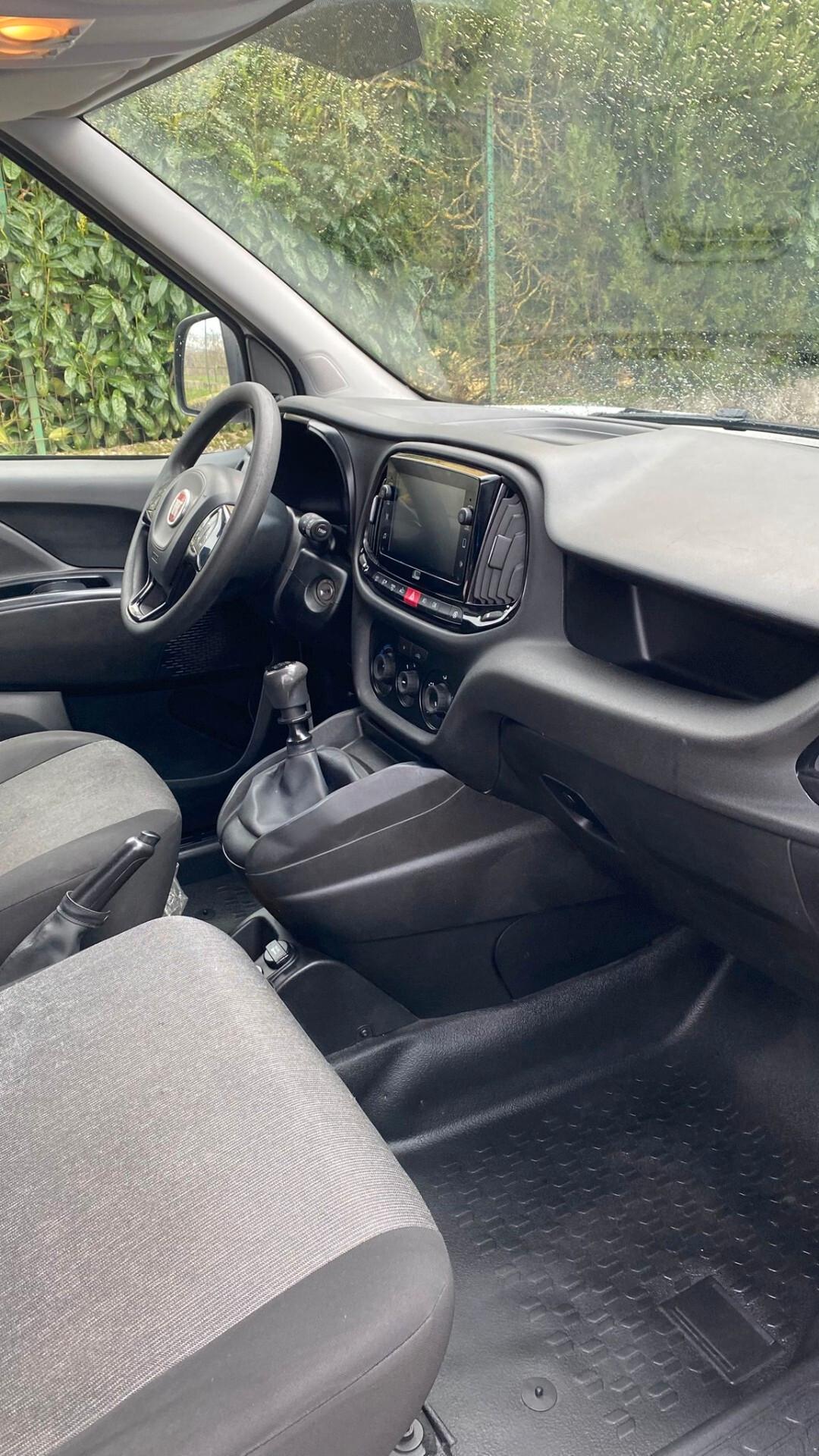 Fiat Doblo' 1.6 mjet 120 cv Lounge 3 POSTI