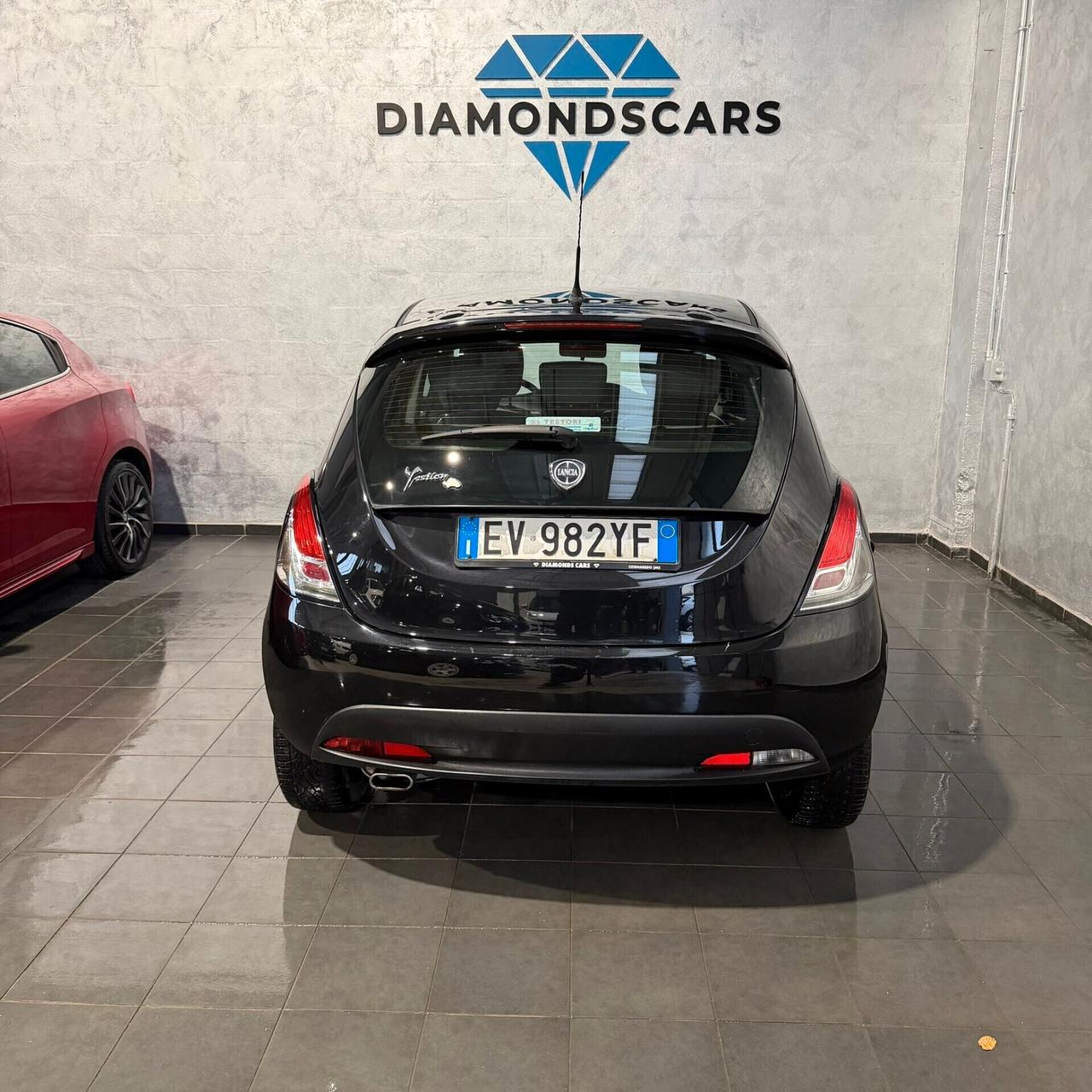 Lancia Ypsilon 1.2 69 CV 5 porte Elefantino