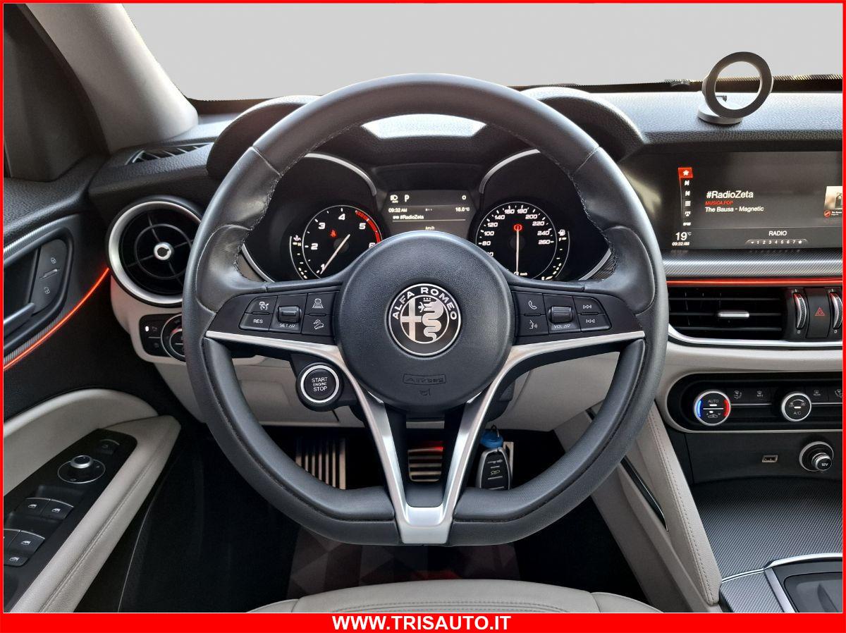 ALFA ROMEO Stelvio 2.2 TD At8 Q4 Executive (TETTO PANORAMICO APRIBILE)