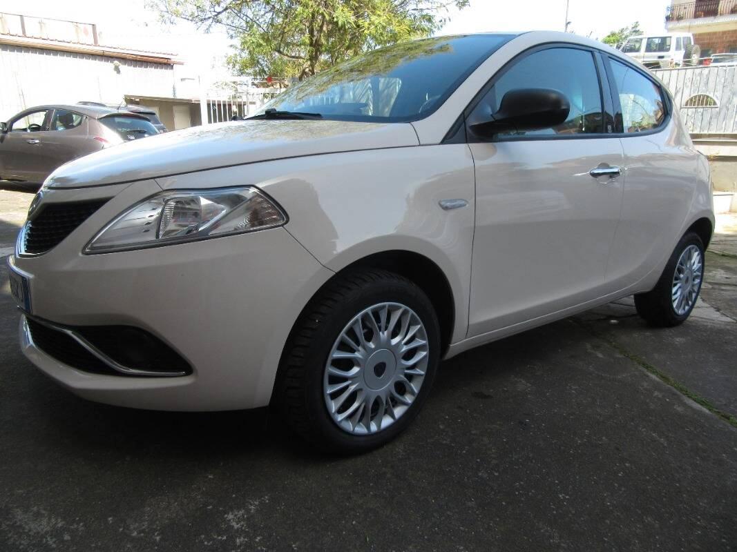 Lancia Ypsilon 1.3 mjt Gold s&s 95cv