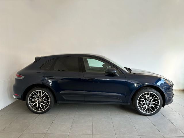 PORSCHE Macan 2.0