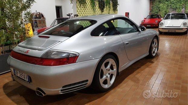 Porsche Altro 996 911 Porsche Carrera 4S Book service italiana