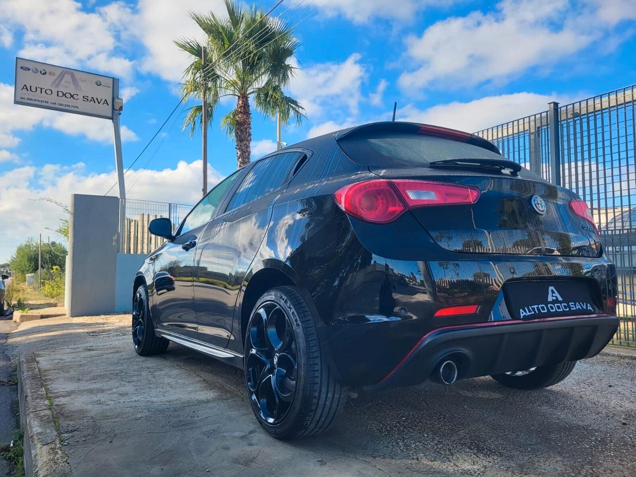 Alfa Romeo Giulietta 1.6 JTDm 120 CV Veloce Carbon Look