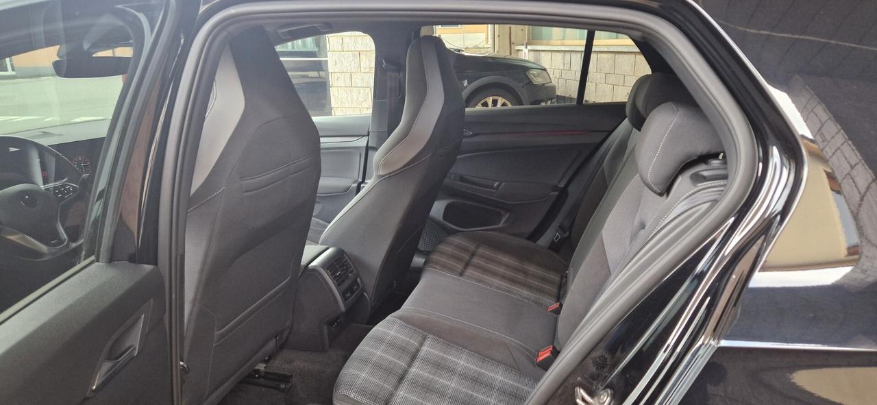 Volkswagen Golf 2.0 TDI DSG GTD Tagliandata