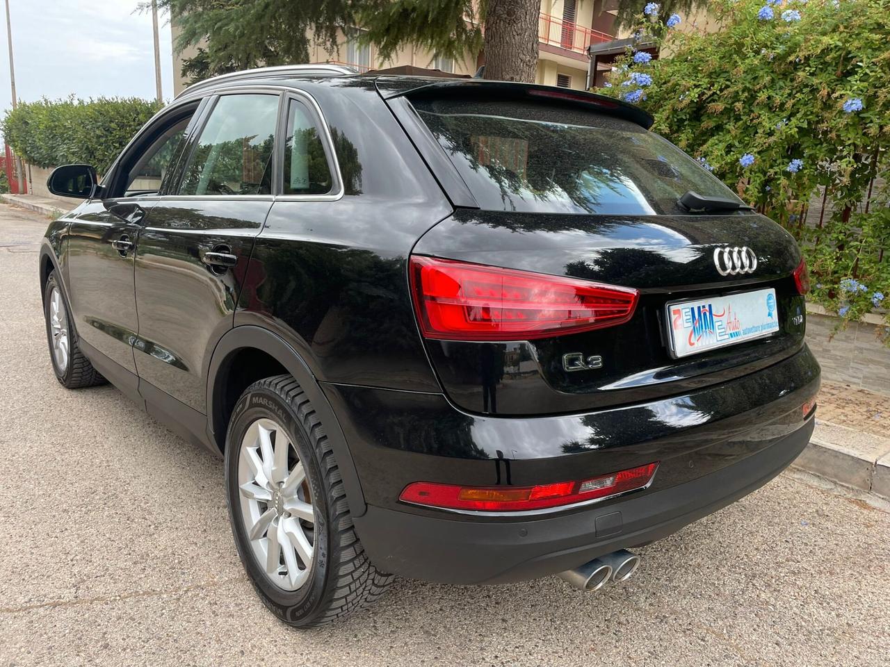 Audi Q3 2.0 TDI 120 CV S line Edition