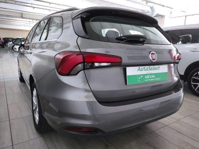 FIAT Tipo (2015-->) 1.6 Mjt S&S SW Business