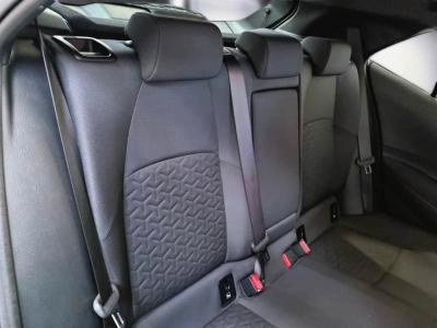 Toyota Corolla 1.8h Business cvt