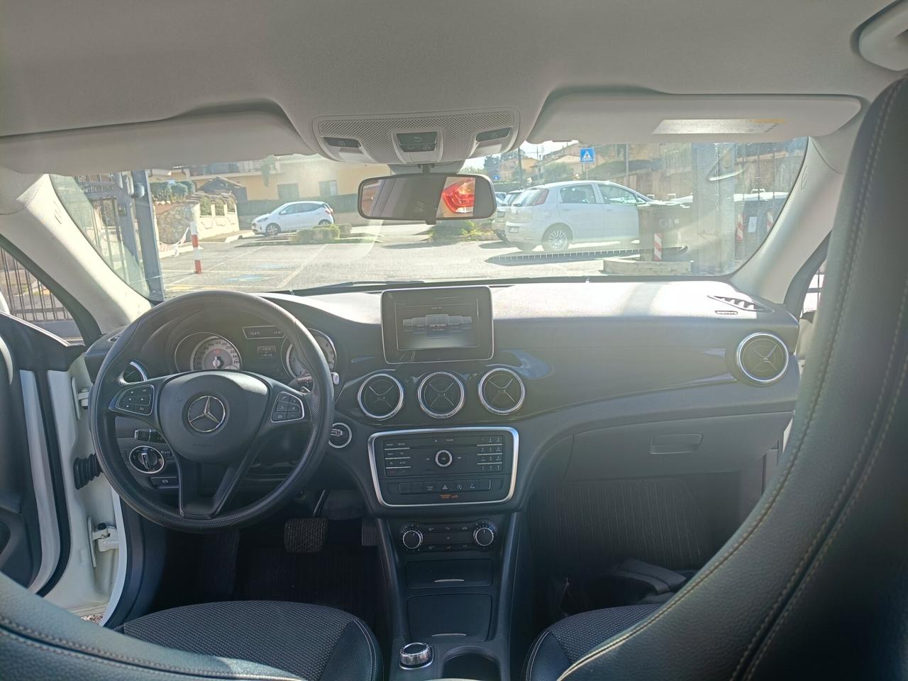 Mercedes-benz CLA 200 d S.W. Automatic Premium