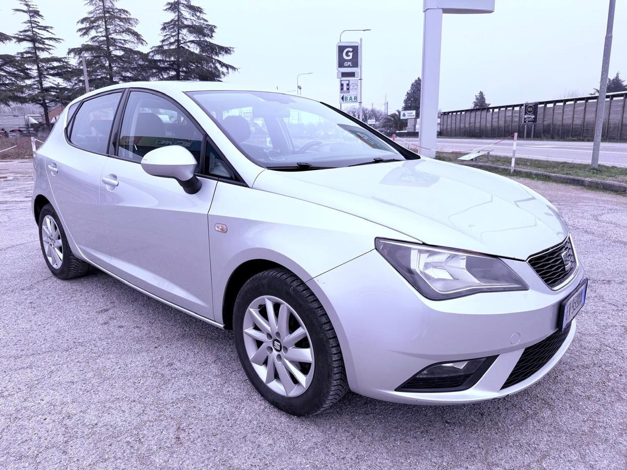 Seat Ibiza 1.6 TDI 105 CV CR 5 porte FR Ok neopatentati