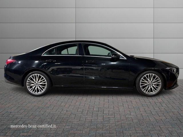 MERCEDES-BENZ CLA 200 Automatic Sport
