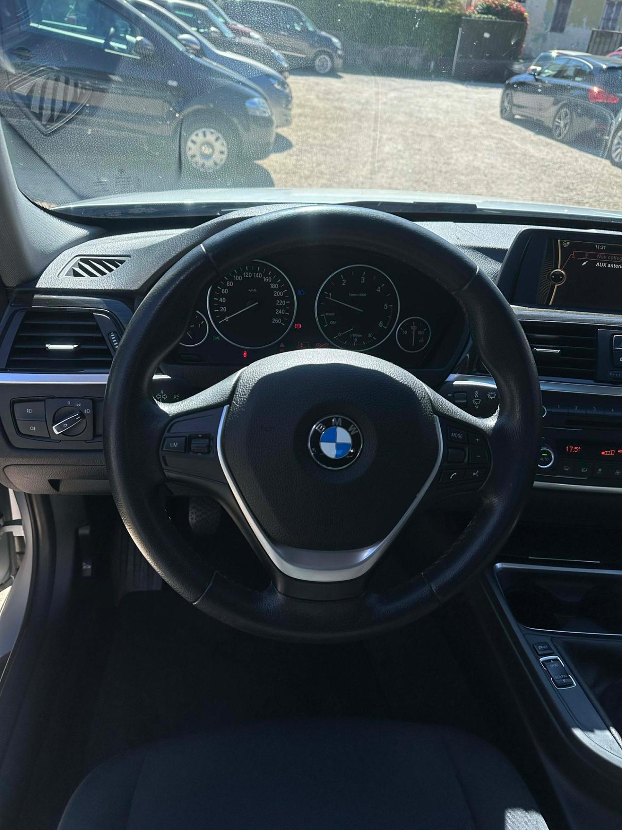 Bmw 320d LUXURY KMCERT UNICOPR KMCERT