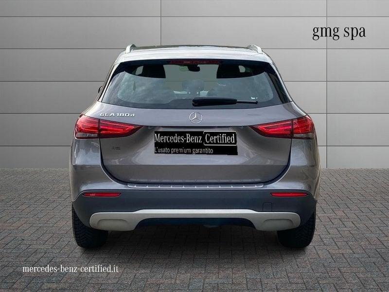 Mercedes-Benz GLA 180 d Business auto