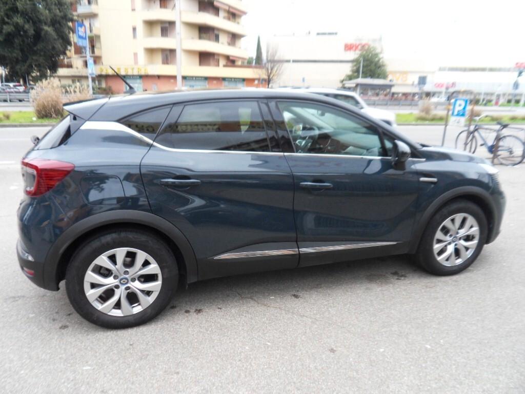 Renault Captur Mild Hybrid 140 CV Intens