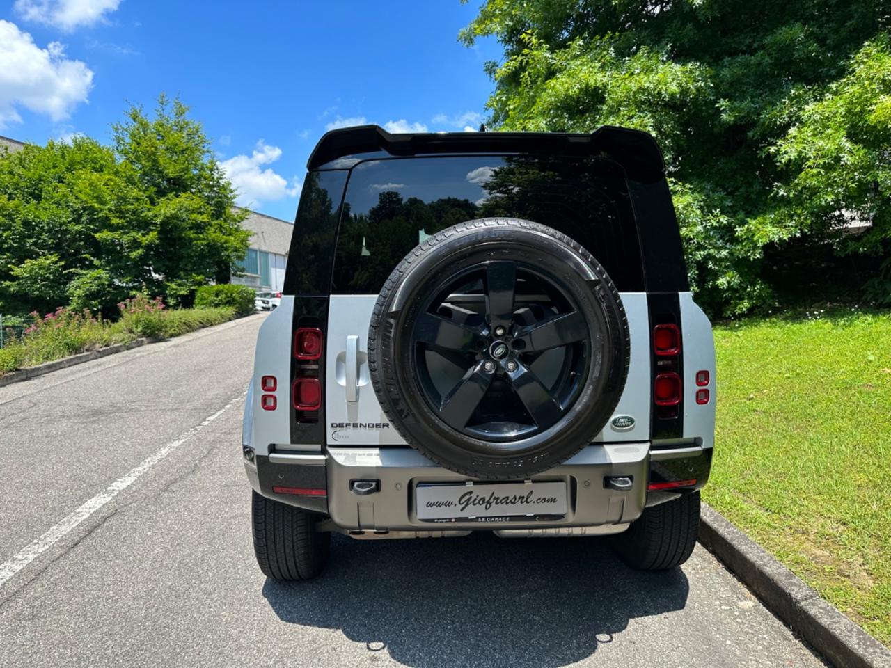 Land Rover Defender 90 3.0D I6 200 CV AWD Auto X-Dynamic SE