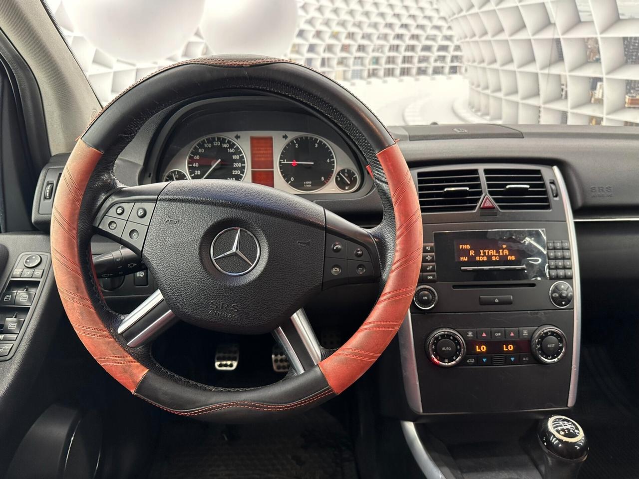 Mercedes-benz B 200 CDI-KM CERTIFICATI