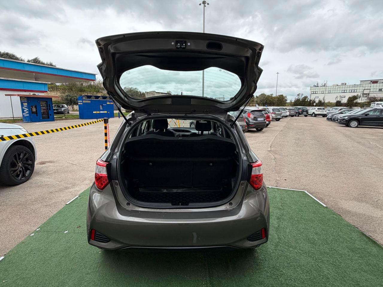 Toyota Yaris 1.5 Hybrid 5 porte Active