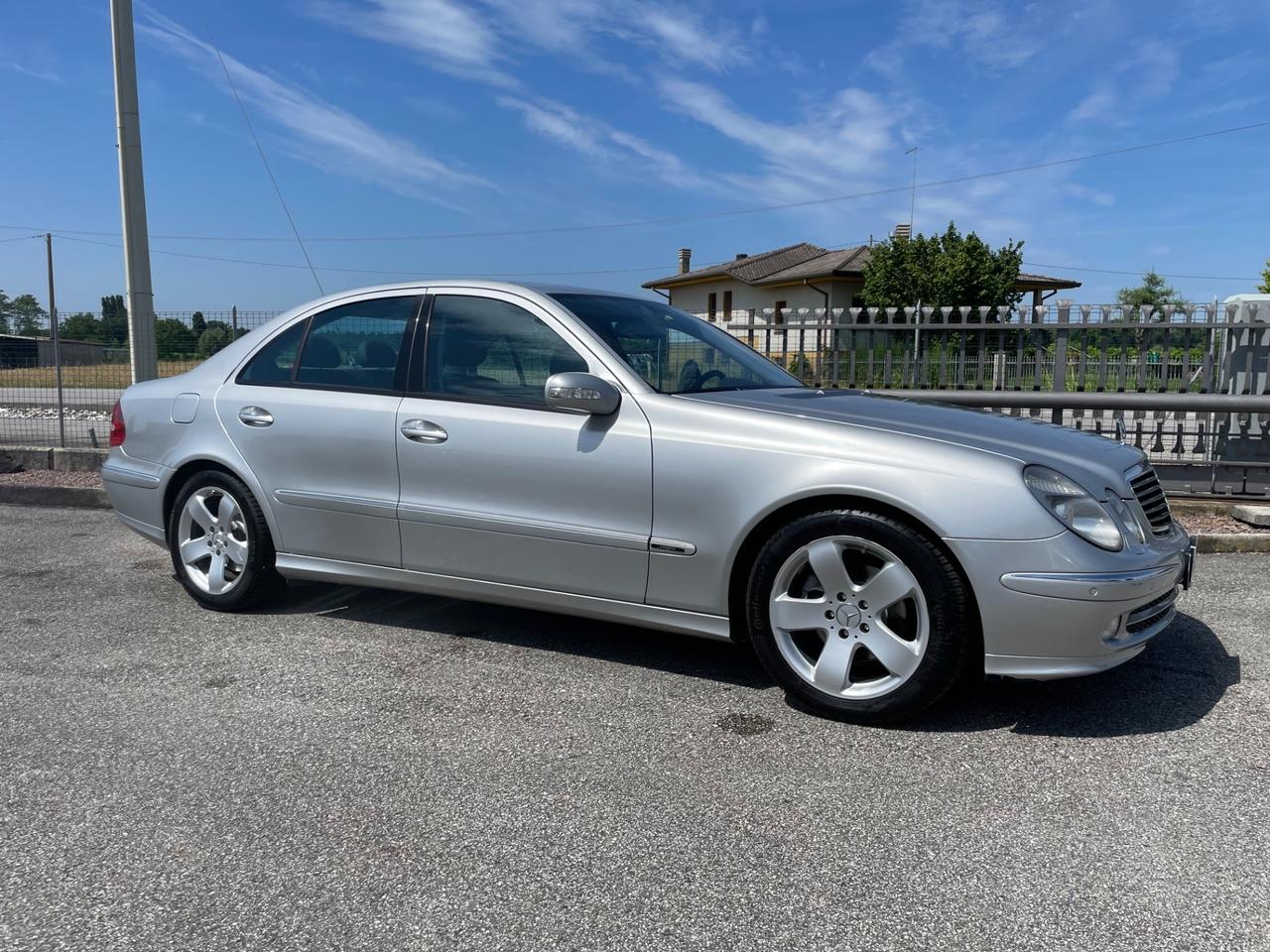 Mercedes-Benz E 320 cat Avantgarde