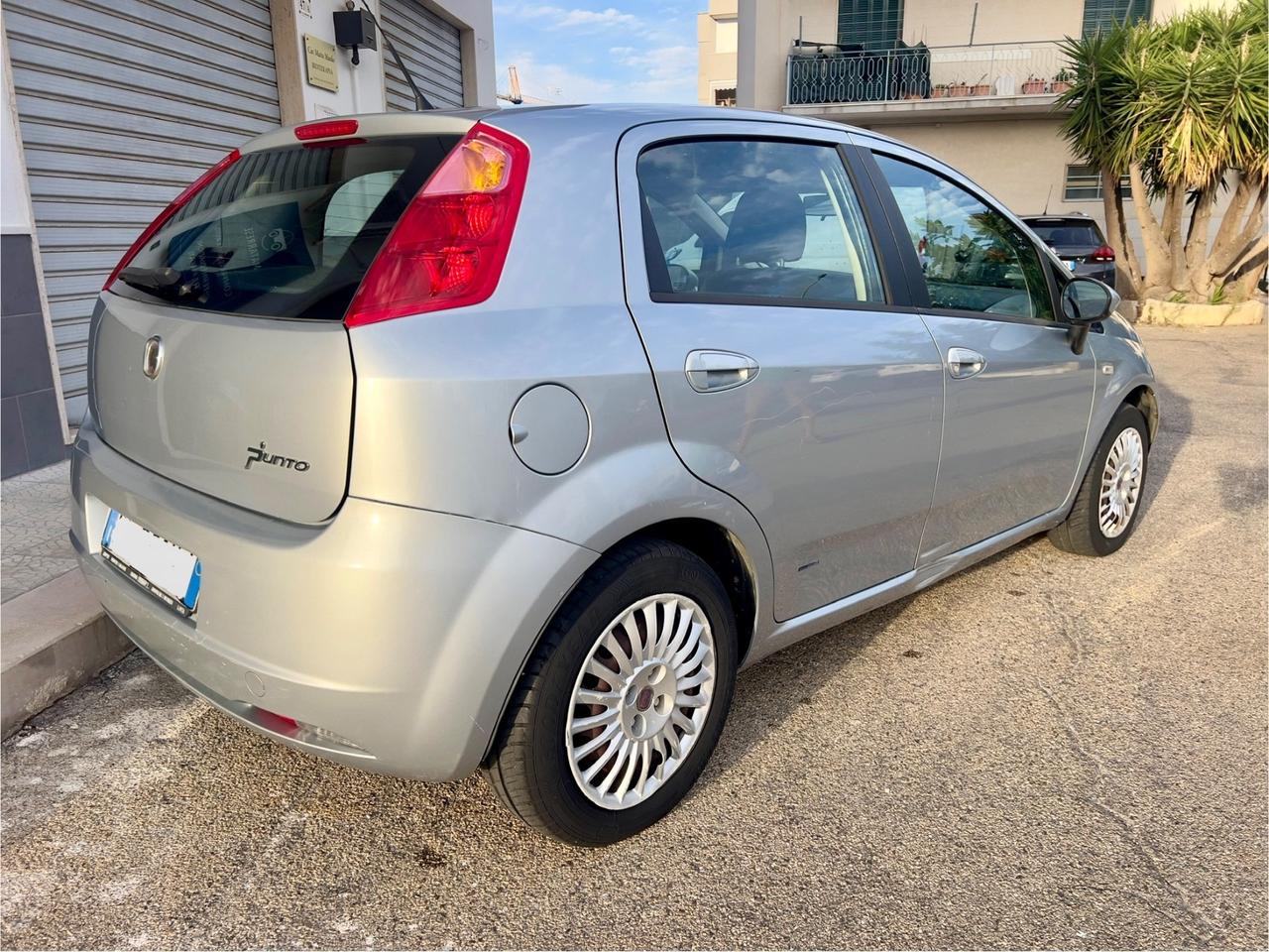 Fiat Grande Punto 1.3 MJT 75 CV 5 porte Dynamic