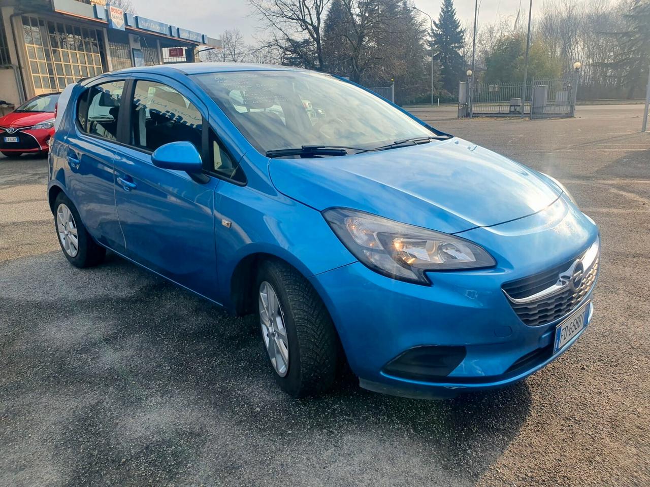 Opel Corsa 1.2 5 porte