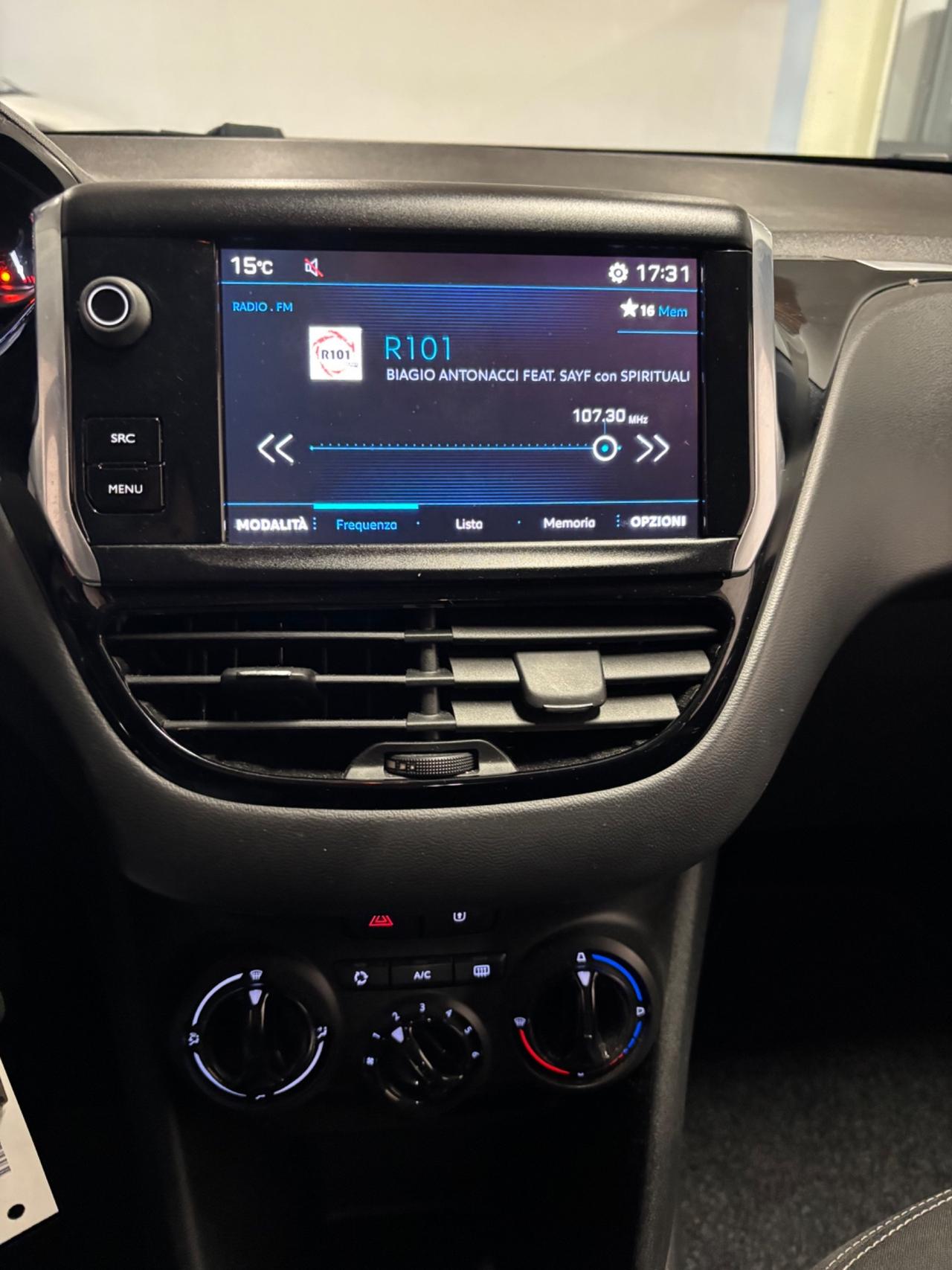 Peugeot 208 1.2 BENZINA Active OK NEOPATENTATI