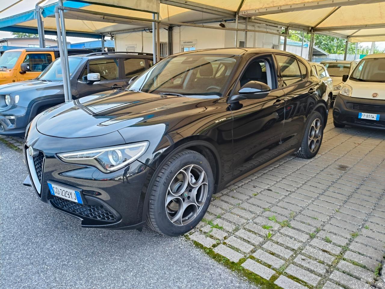 Alfa Romeo Stelvio 2.2 Turbodiesel 160 CV AT8 RWD Super