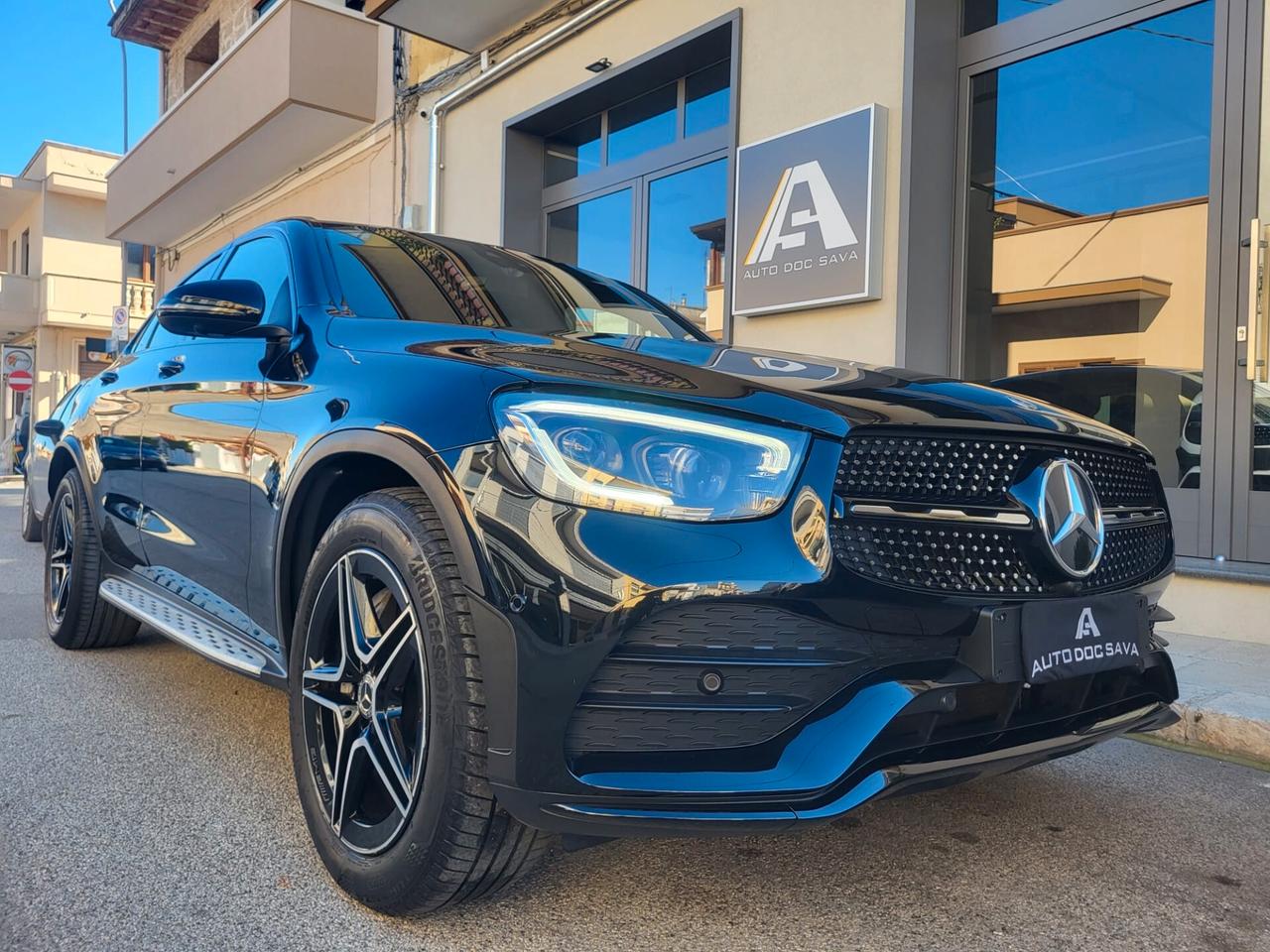 Mercedes GLC 200 D 4 Matic Coupé Amg Tetto Fari Multib. Luci Ambiente...