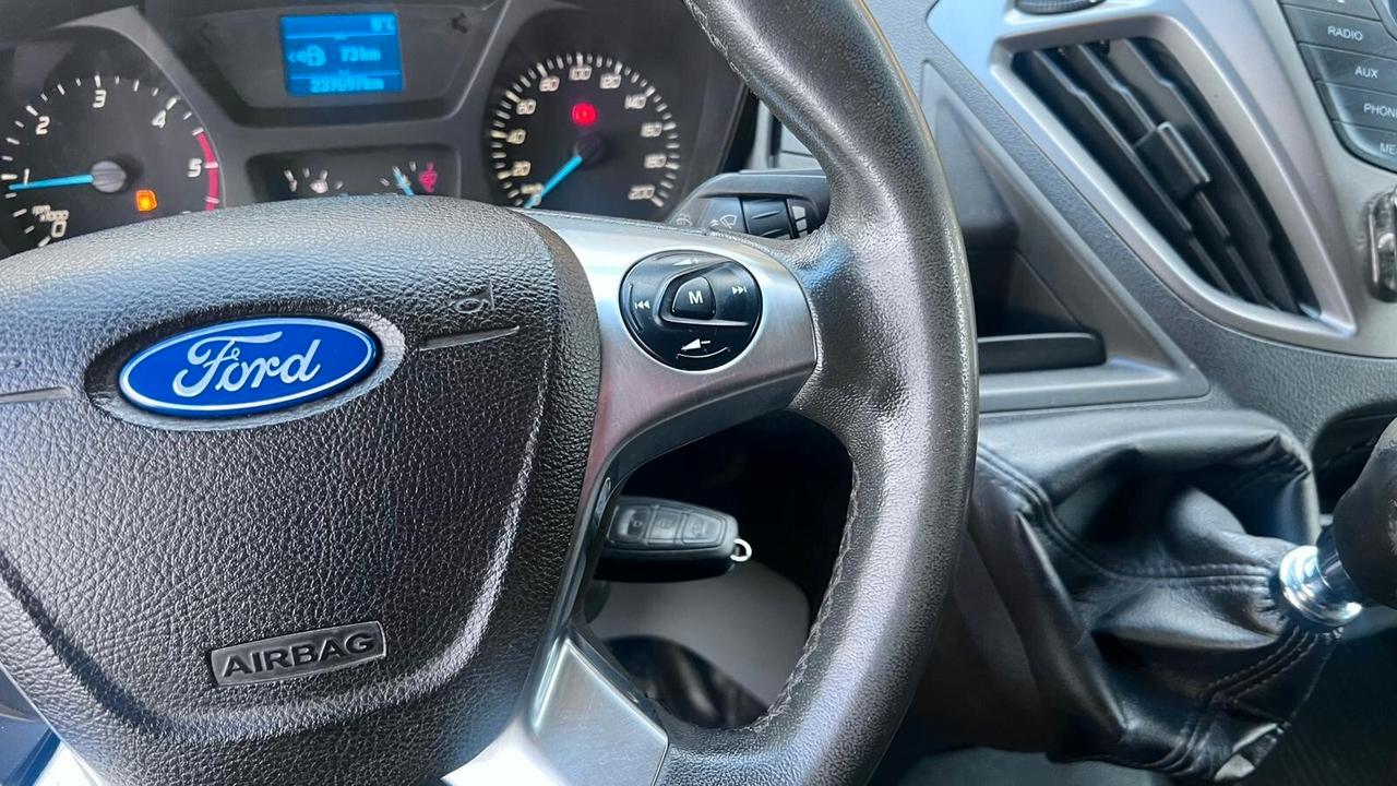 Ford Transit Custom 2.2 TDCi 125CV MOTORE CON 20 MILA KM