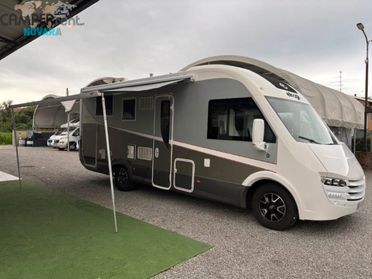 ELNAGH MAGNUM 81G - motorhome con letto nautico in coda e maxi garage