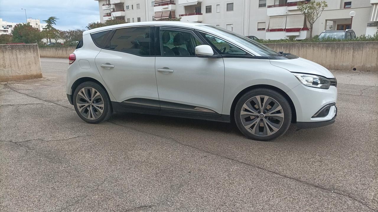 Renault Scenic Scénic dCi 8V 110 CV EDC Energy Intens