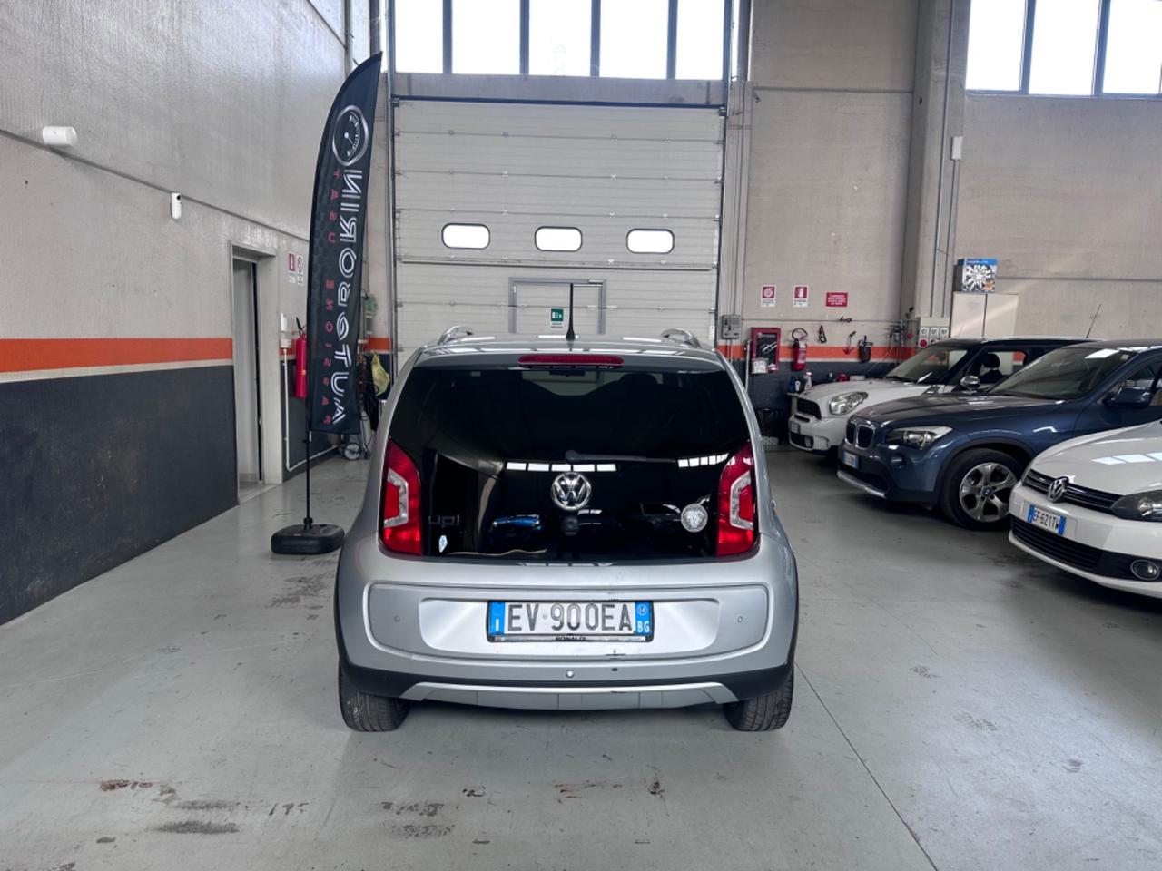 Volkswagen up! 1.0 75 CV 5p. cross up!