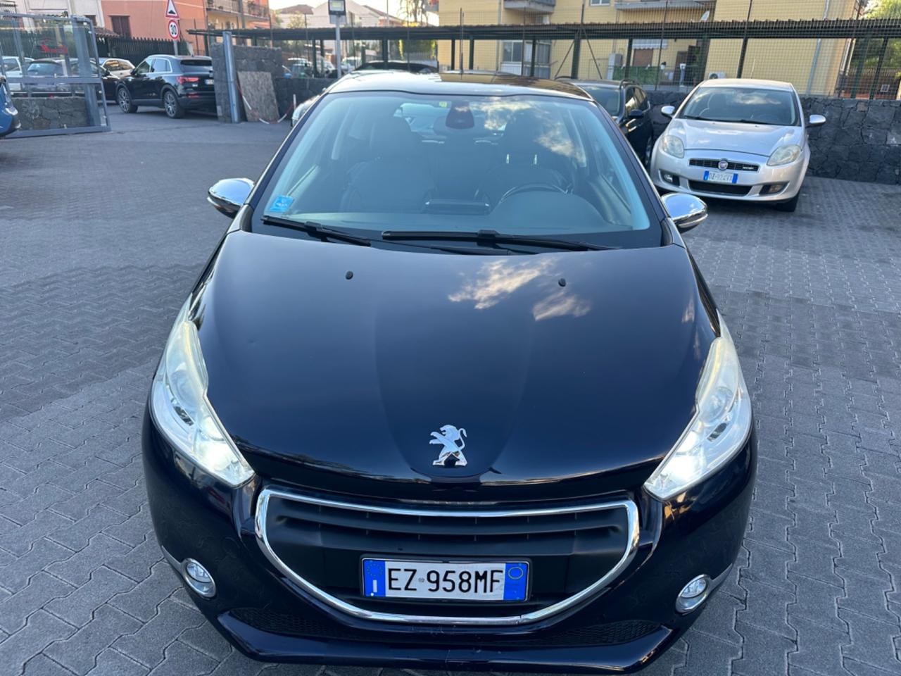 Peugeot 208 1.6 e-HDi 92 CV Allure