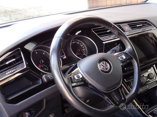 VOLKSWAGEN Touran 2.0TDI 7p. manuale GARANZIA,km