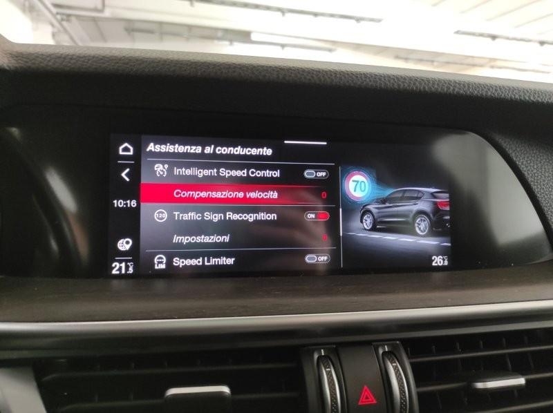 ALFA ROMEO Stelvio - Stelvio 2.2 Turbodiesel 210 CV AT8 Q4 Ti