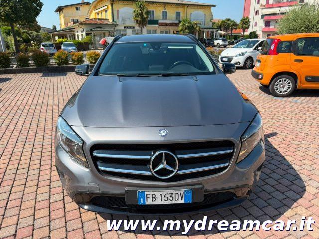 MERCEDES-BENZ GLA 200 d Automatic Sport