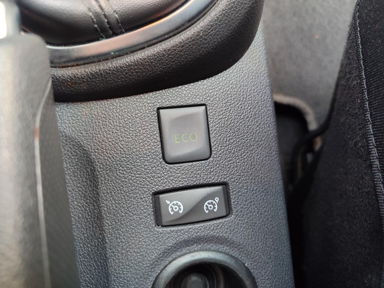 Renault Captur 900 TCE BENZINA SPORT EDITION 2