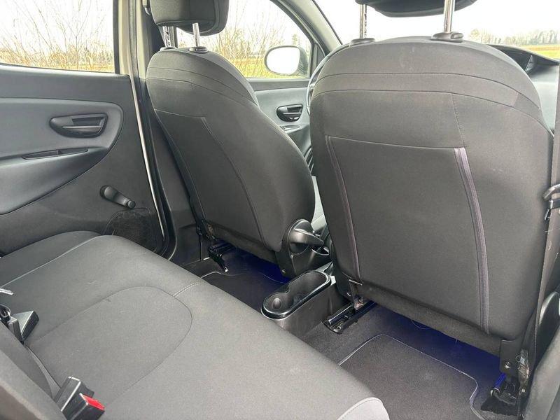 Lancia Ypsilon 1.2 Benz/GPL