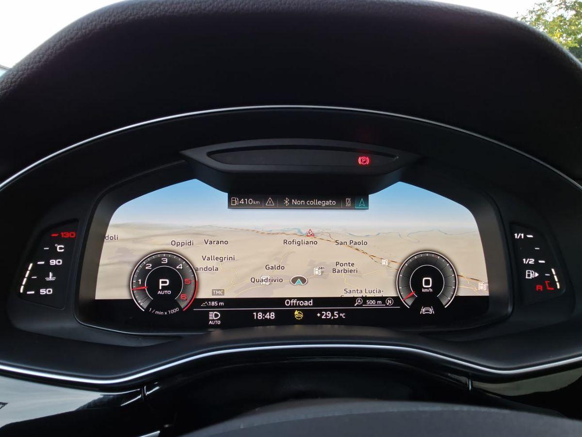 AUDI - Q8 - 50 TDI 286 CV quattro tiptronic Sport