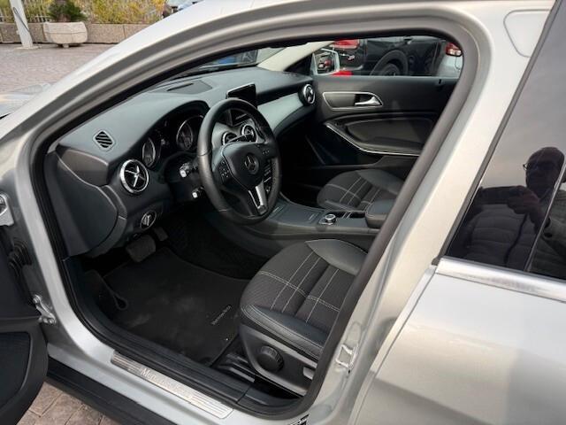Mercedes-benz GLA 200 d Automatic 4Matic Sport