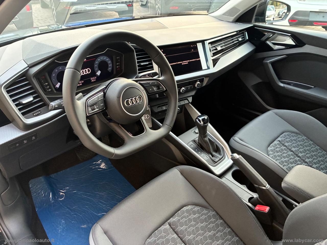 AUDI A1 SPB 30 TFSI S tronic Identity Black